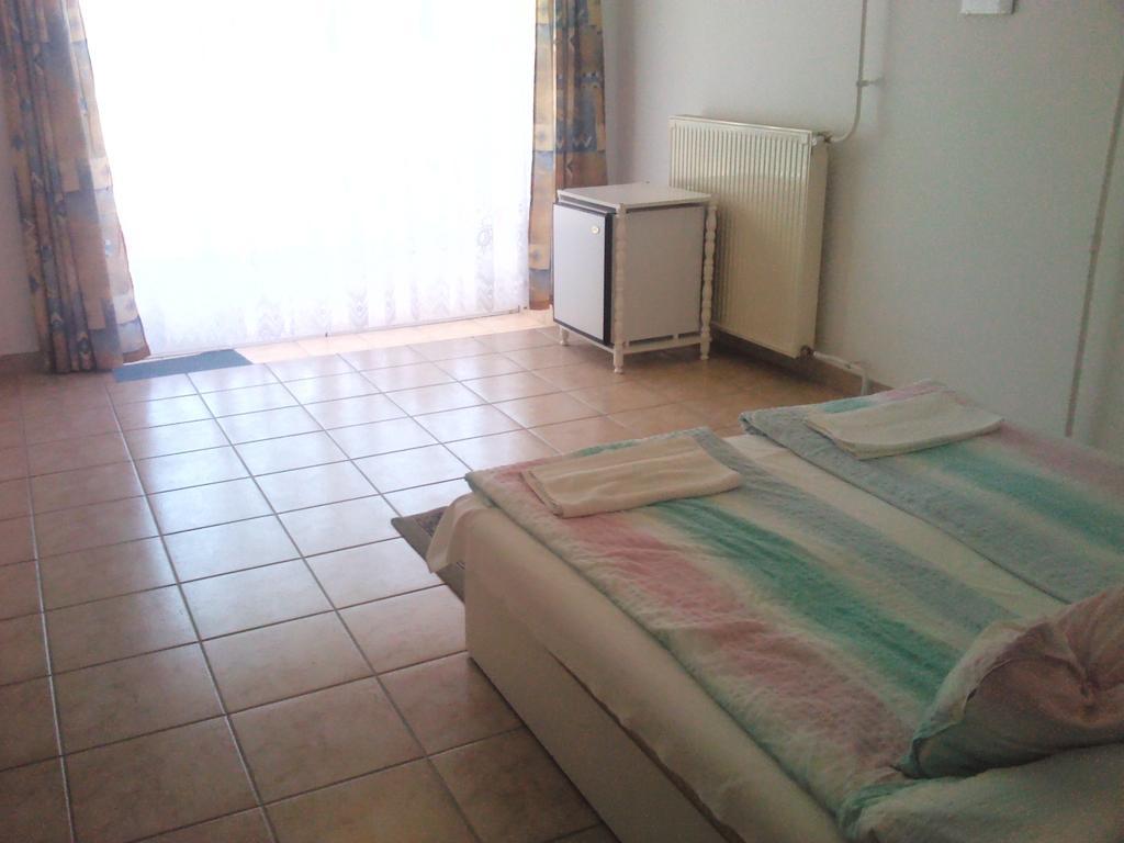 Napfeny Apartment Keszthely Cameră foto