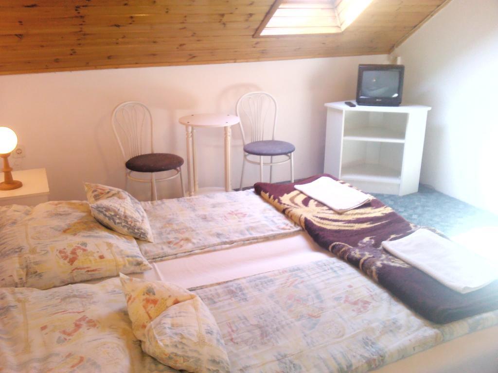 Napfeny Apartment Keszthely Cameră foto