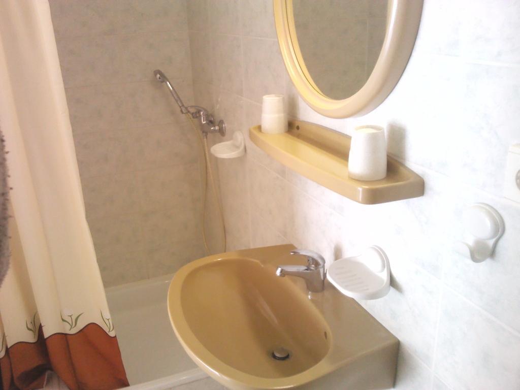 Napfeny Apartment Keszthely Cameră foto