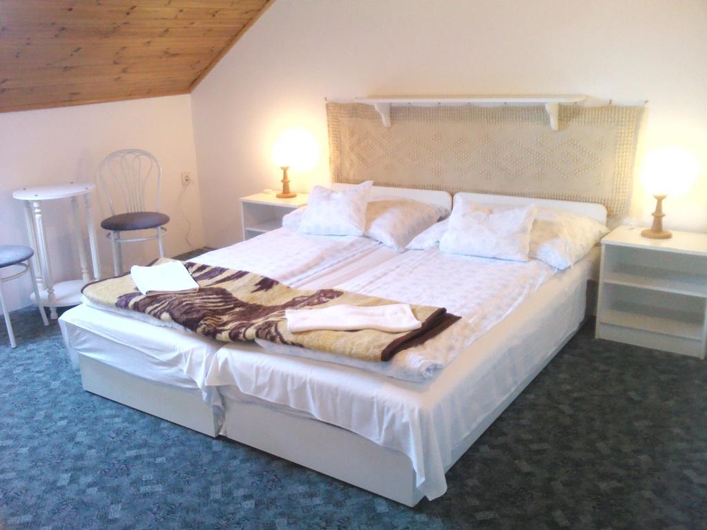 Napfeny Apartment Keszthely Cameră foto